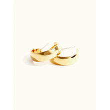 Load image into Gallery viewer, Stride Hoop Earring