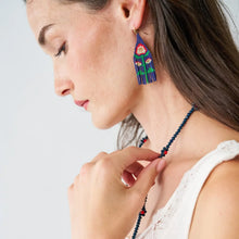 Load image into Gallery viewer, Audrey Poppy Earring