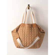 Load image into Gallery viewer, Ezra Travel Tote