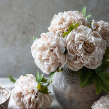 Load image into Gallery viewer, Faux Floral