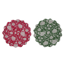 Load image into Gallery viewer, Scalloped Floral Placemats