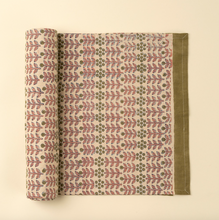 Load image into Gallery viewer, Floria Table Linens