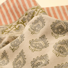 Load image into Gallery viewer, Block Print Table Runners