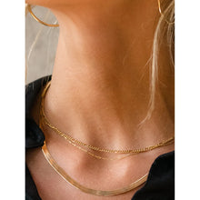 Load image into Gallery viewer, Twist Chain Necklace
