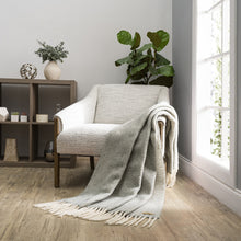 Load image into Gallery viewer, Andes Throw
