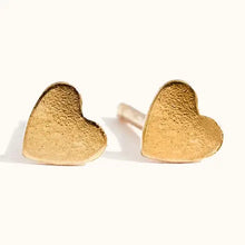 Load image into Gallery viewer, Dainty Heart Studs
