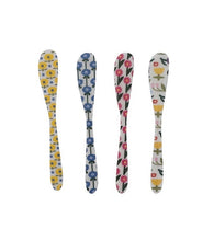 Load image into Gallery viewer, Flower Enamel
