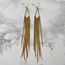 Load image into Gallery viewer, Indra Earrings
