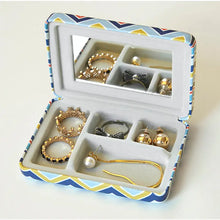 Load image into Gallery viewer, Portable Jewelry Case
