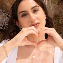 Load image into Gallery viewer, Mother Pearl Necklace
