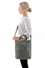 Load image into Gallery viewer, Otti Crossbody Bag

