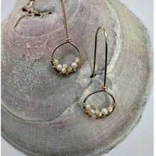 Load image into Gallery viewer, Raindrop Earrings
