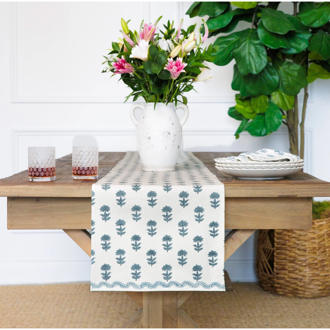 Pom Table Runner