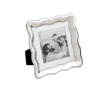 Load image into Gallery viewer, Mini Wavy Metal Frames
