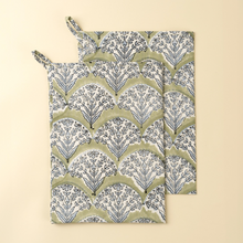 Load image into Gallery viewer, Sakura Block Print Linens
