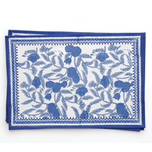 Load image into Gallery viewer, Pom Placemats
