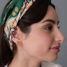 Load image into Gallery viewer, Bow Stud Earring
